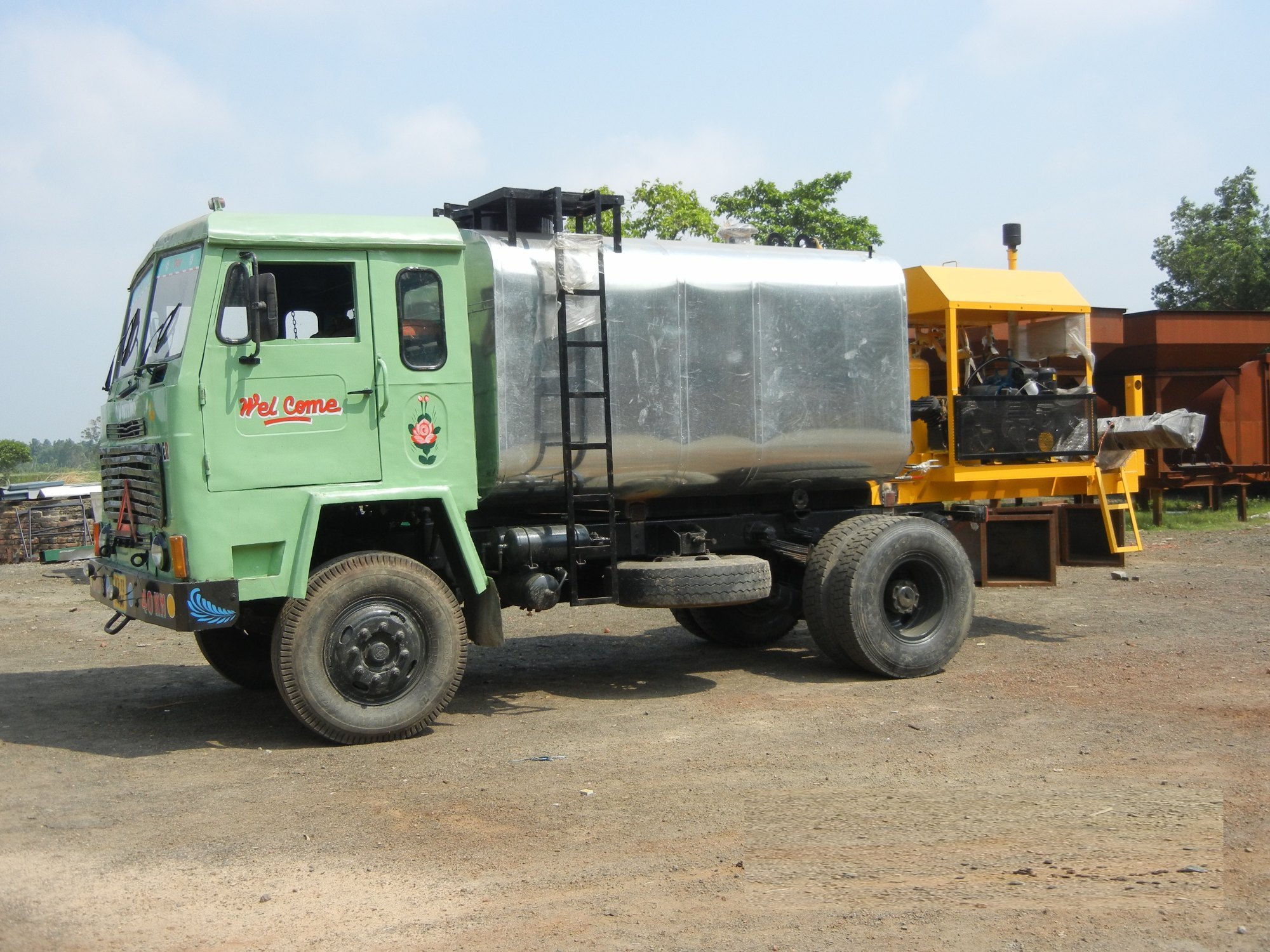 automatic-manual-bitumen-sprayer (1)